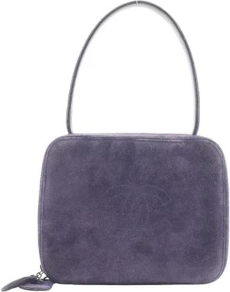 Chanel Pre-owned Handbags, female, Purple, Size: ONE SIZE Pre-owned Suede chanel-bags