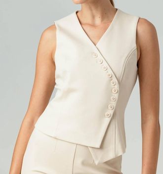 Sundays Pax Vest In Ivory