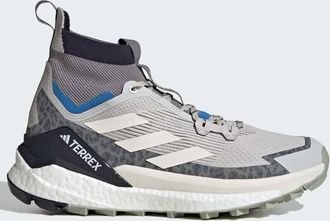adidas Terrex Free Hiker 2.0 scarpe da trekking in grey one / chalk white-Grigio