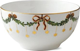 ROYAL COPENHAGEN 1.75Qt Star Fluted Christmas Bowlwith $14 Credit