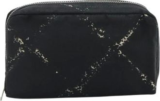 Chanel Pre-owned Clutches, female, Black, Size: ONE SIZE Pre-owned Nylon Cosmetic Pouch Black