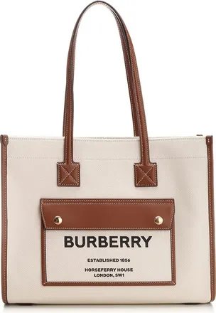 Burberry sale purse hotsell