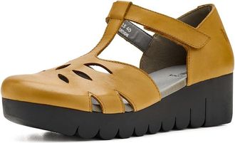 FLY London velt224fly Womens Flat Shoes Mustard : EU 41 (US Womens 10-10.5) M, Leather