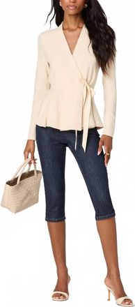 Astr Dayna Long Sleeve Top In Beige