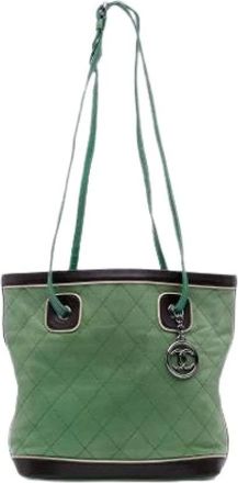 Chanel Pre-owned Shoulder Bags, female, Green, Size: ONE SIZE Pre-owned Quilted Tote Bag