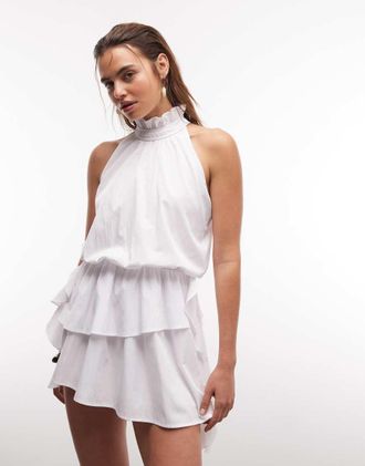 Aria Cove Vestito corto accollato bianco a balze con dettaglio drappeggiato e volant