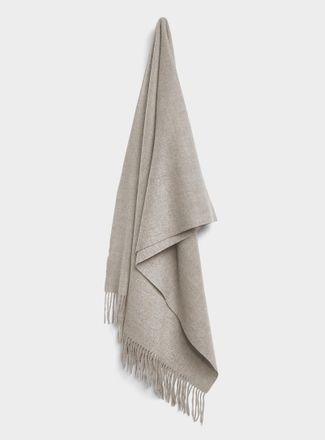 Simons Womens Ultra-soft solid fringed scarf
