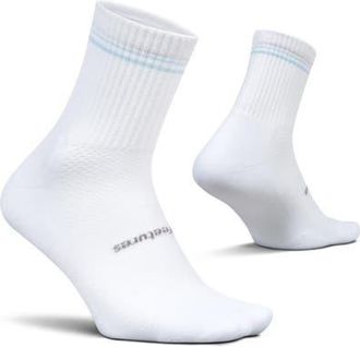 Feetures High Performance Max Cushion Quarter Tall Sock MoistureWicking Athletic Socks in Glacier Stripe at Nordstrom, Size Large