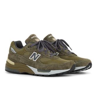 New Balance Unisex Made in USA 992 en Verde/Gris, Gamuza/Malla, Talla 39.5