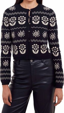 Isla Evelyn Floral Motif Cardi Top In Black