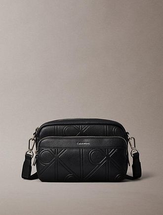 Calvin Klein Crossbody fototas met embleem in reli&euml;f
