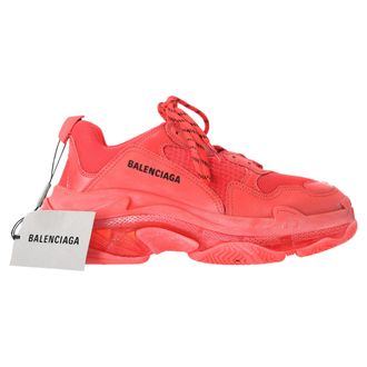 Balenciaga Balenciaga Triple S Doorzichtige Zool Sneakers in Rode Polyester