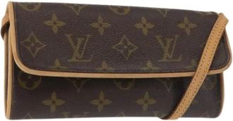 Louis Vuitton Pre-owned Cross Body Bags, female, Brown, Size: ONE SIZE Pre-owned Canvas Cross Body Bag