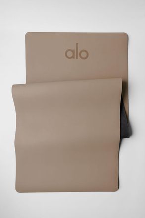 Alo | Lightweight Warrior Yoga Mat in Gravel