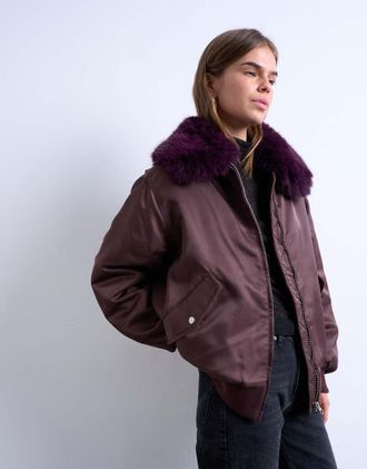Topshop Giacca bomber in nylon rossa con colletto in pelliccia sintetica-Rosso