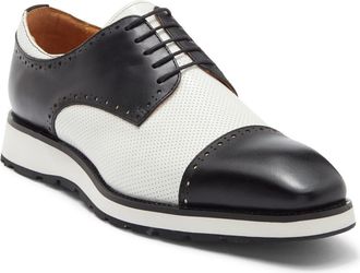 Maison Forte Saba Hybrid Oxford in Black/White at Nordstrom Rack, Size 8.5