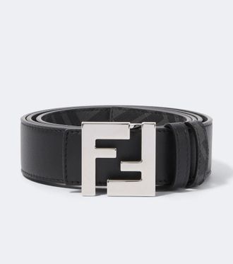 Fendi Cintur&oacute;n FF Zucca de piel reversible