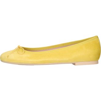 Pretty Ballerinas Round Toe Ballet Flat in Bright Yellow at Nordstrom, Size 37