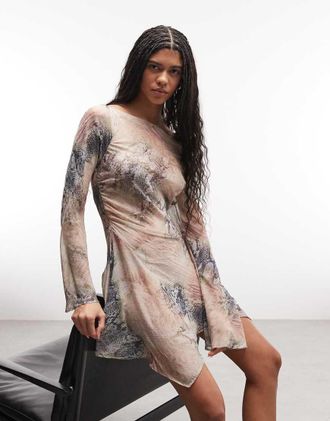 Monki Gigi - Vestito corto fluido in chiffon con stampa pitonata-Multicolore