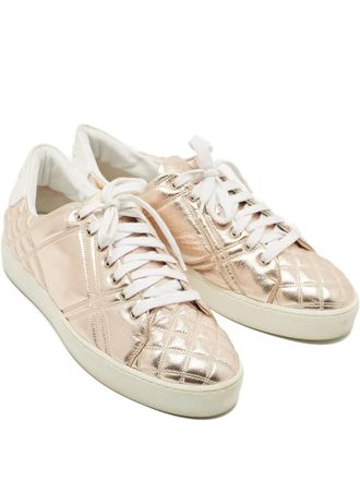 Burberry quilted leather sneakers - women - Leather/Leather/Rubber - 40 - Gold