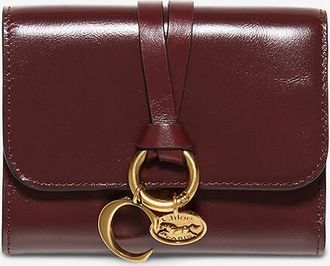 Chlo&eacute; Kleine Brieftasche aus gl&auml;nzendem Leder Alphabet