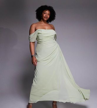 Asos Curve ASOS DESIGN Curve - Georgette - Vestito da damigella verde salvia con scollo alla Bardot