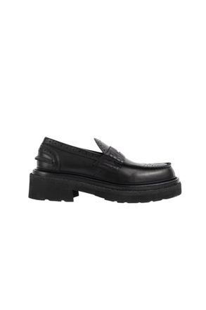 sacai Puntige Loafers