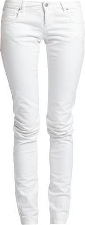 Patrizia Pepe PARTES DE ABAJO - Pantalones vaqueros en YOOX.COM