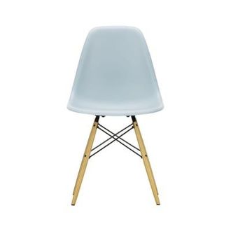 Vitra Chair Eames Plastic - Blue - Solid maple - Designer Charles & Ray Eames
