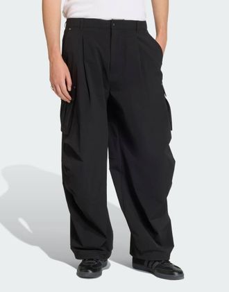 adidas Originals Premium Essentials - Pantaloni cargo multitasche neri-Nero