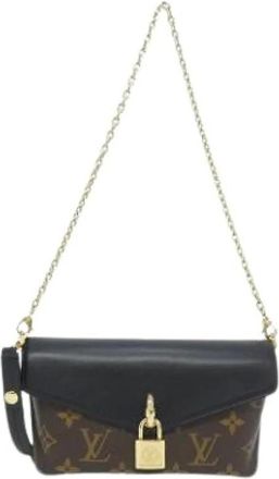 Louis Vuitton Pre-owned Cross Body Bags, female, Brown, Size: ONE SIZE Pre-owned Vintage Shoulder Bag