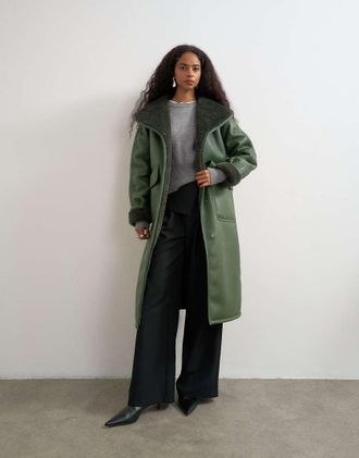 Topshop cappotto longline in pelle sintetica con montone e tasche applicate-Verde