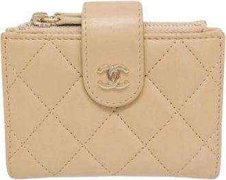 Chanel Pre-owned Wallets, female, Beige, Size: ONE SIZE Pre-owned Leather Wallet