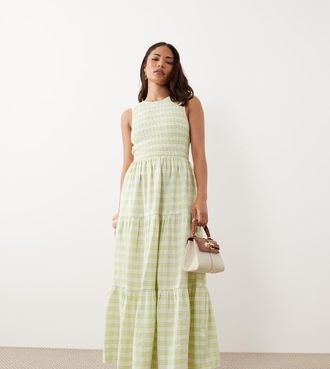 Nobody's Child Vestito lungo in cotone verde chiaro a quadretti con corpino arricciato e gonna a balze