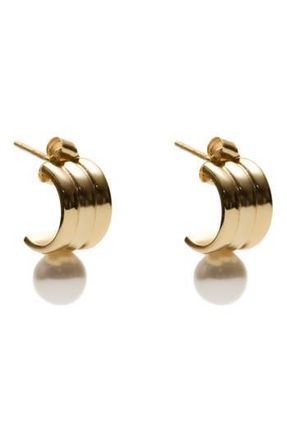 Argento Vivo Small Rib Faux Pearl Huggie Hoop Earrings in Gold at Nordstrom Rack