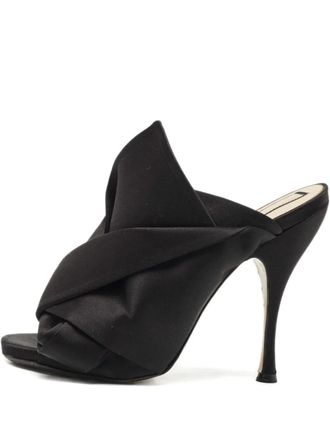 N&deg;21 Muiltjes met open neus - Zwart