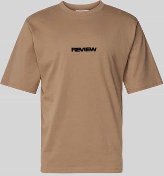 Review T-Shirt mit Label-Print in Mud, Größe XS