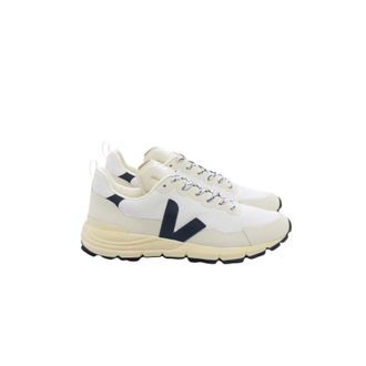 Veja Dekkan Alveomesh - female - Veja - Sneakers - White - 4 UK - Shoes