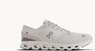 On Womens Cloud X4 Sneaker In Ivory/ Heron