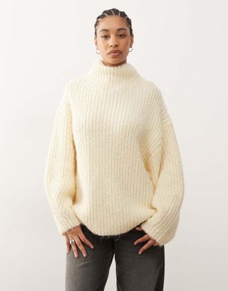 Monki Maglione con collo alto in maglia spessa color latticello pallido-Giallo