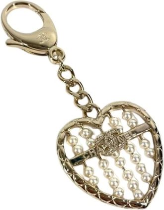 Chanel Pre-owned Accessories, female, Yellow, Size: ONE SIZE Pre-owned Metal Key Holder