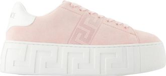 Versace La Greca Suede Platform Sneakers - Dames - Sneakers - Roze - 40 EU - Leer - Schoenen