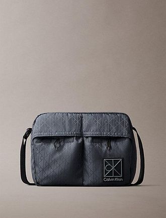 Calvin Klein Bolso cruzado de ripstop repelente al agua
