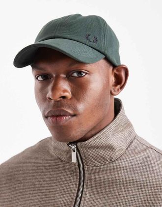 Fred Perry Cappellino classico in piqué verde
