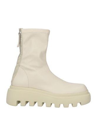 Vic Mati&eacute; SCHUHE - Stiefeletten auf YOOX.COM