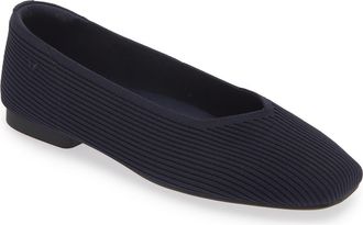 Vivaia Margot 2.0 Square-Toe V-Cut Flats in Navy at Nordstrom, Size 8.5