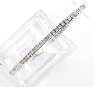 C&A Unbranded (18K) Charm Bracelet (Pre-Owned)