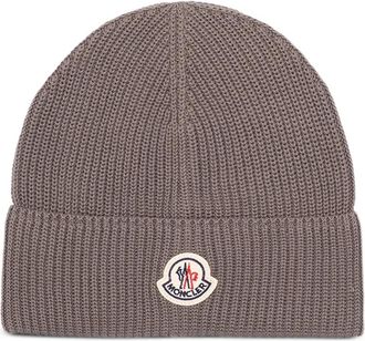Moncler ribbed logo-patch beanie hat - Grigio