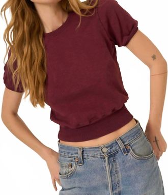 Bloomingdale's Womens Stay Awhile Short Sleeve Sweatshirt In Merry Merlot