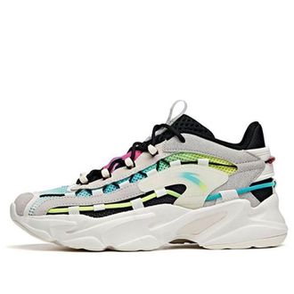 Anta (WMNS) ANTA Walker Low Black White Blue 122028889-3